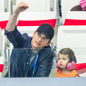 Ashton Kutcher Wyatt Isabelle Kutcher